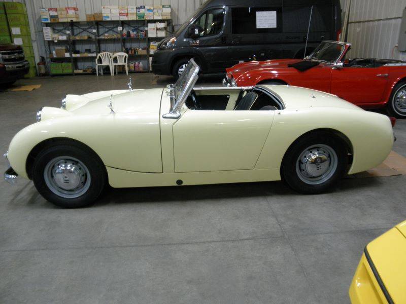 Austin-healey-sprite-1960-yellow