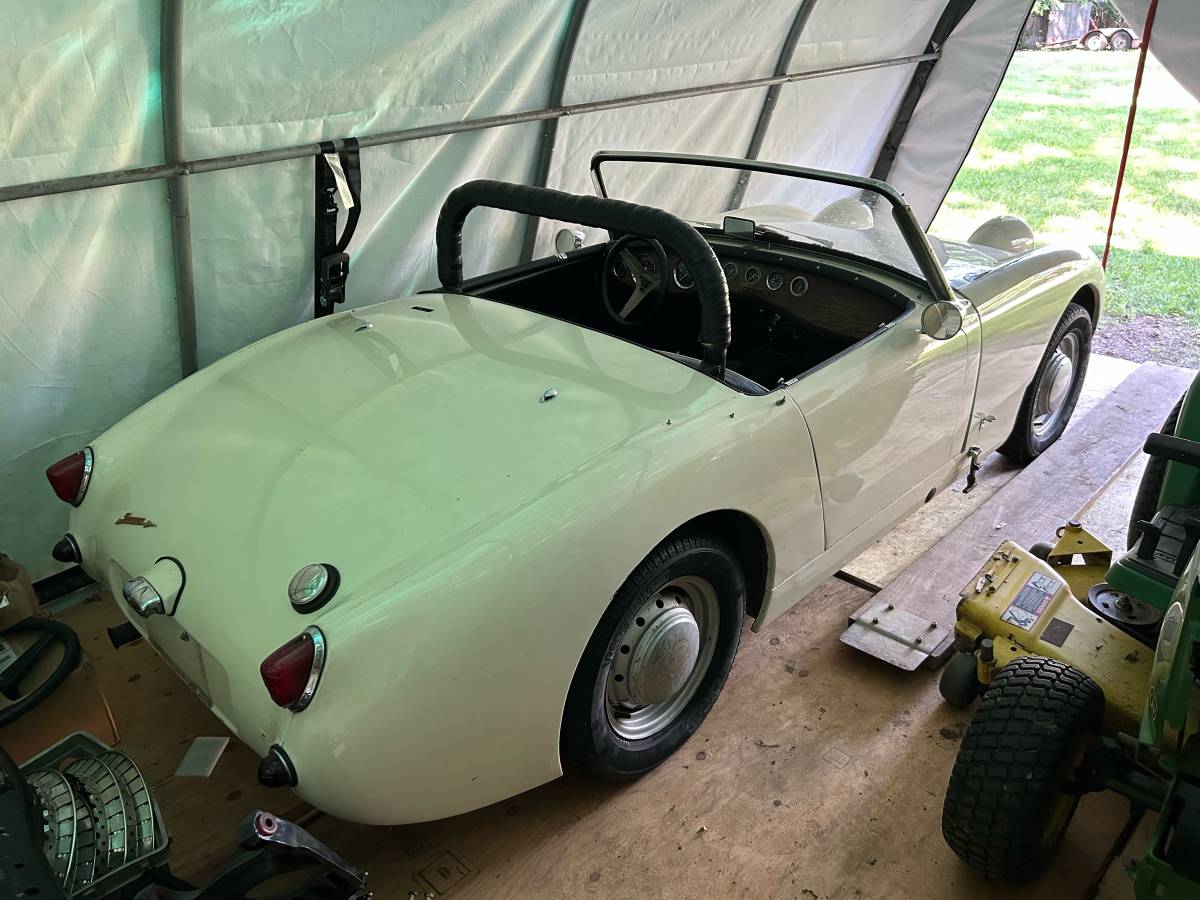 Austin-healey-sprite-1961-white-11