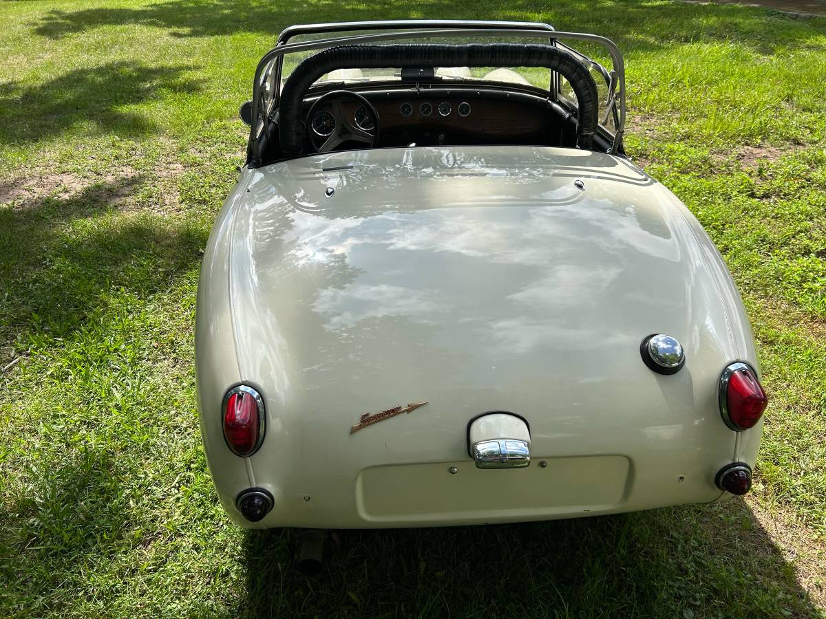 Austin-healey-sprite-1961-white-9