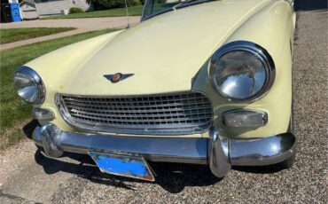 Austin-healey-sprite-1966-yellow-7