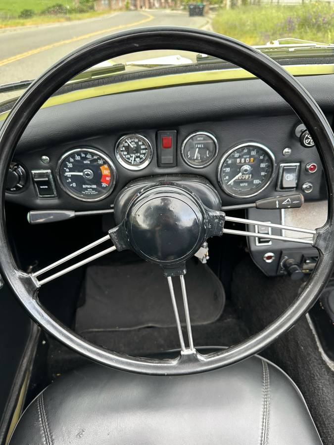 Austin-healey-sprite-mk-iv-1969-yellow-3