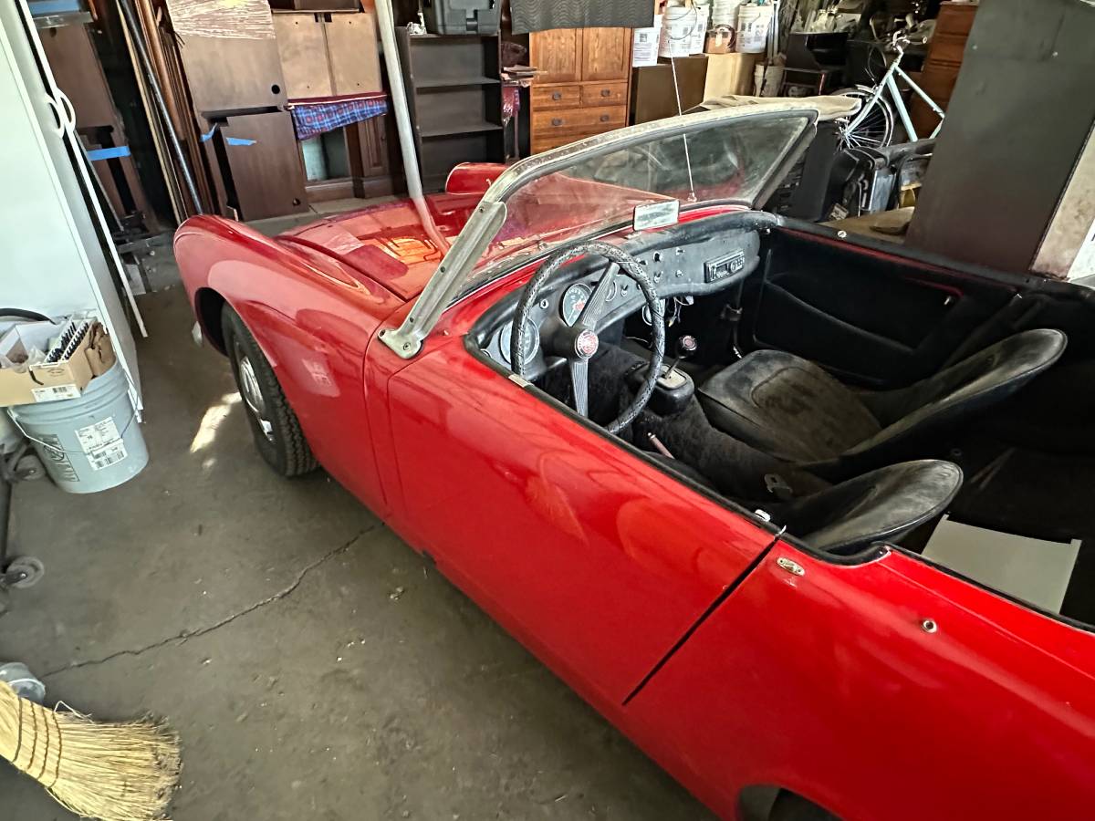 Austin-healy-sprite-1964-red-1