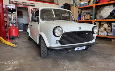 Austin-mini-1975-white-5