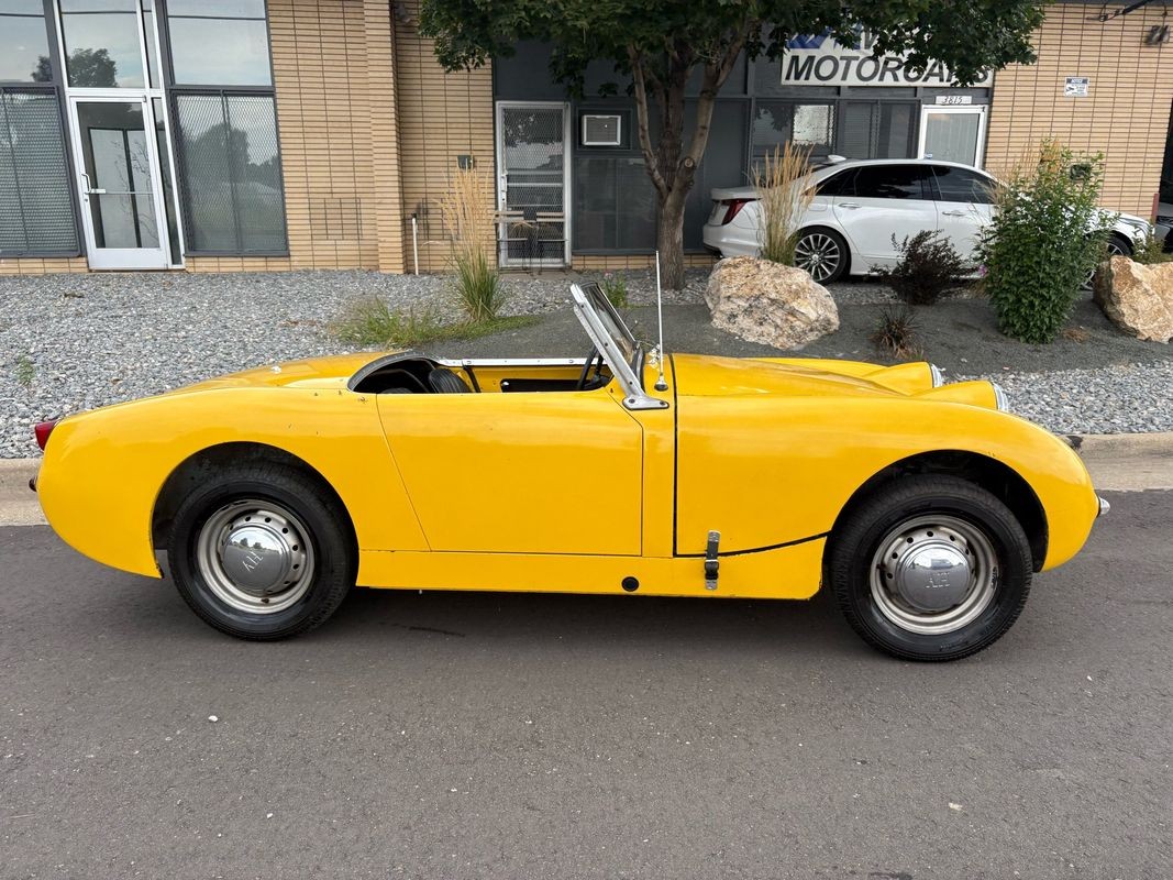 Autin-Healey-Sprite-Bug-Eye-1960-16
