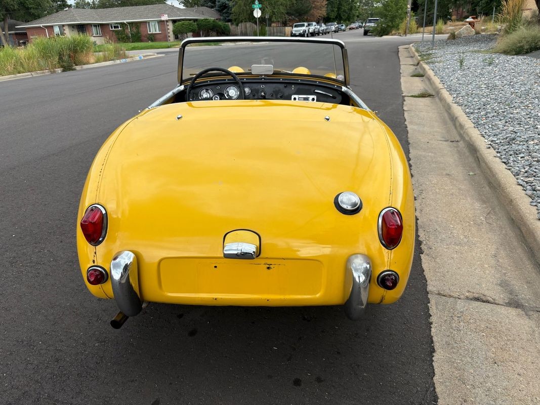 Autin-Healey-Sprite-Bug-Eye-1960-32