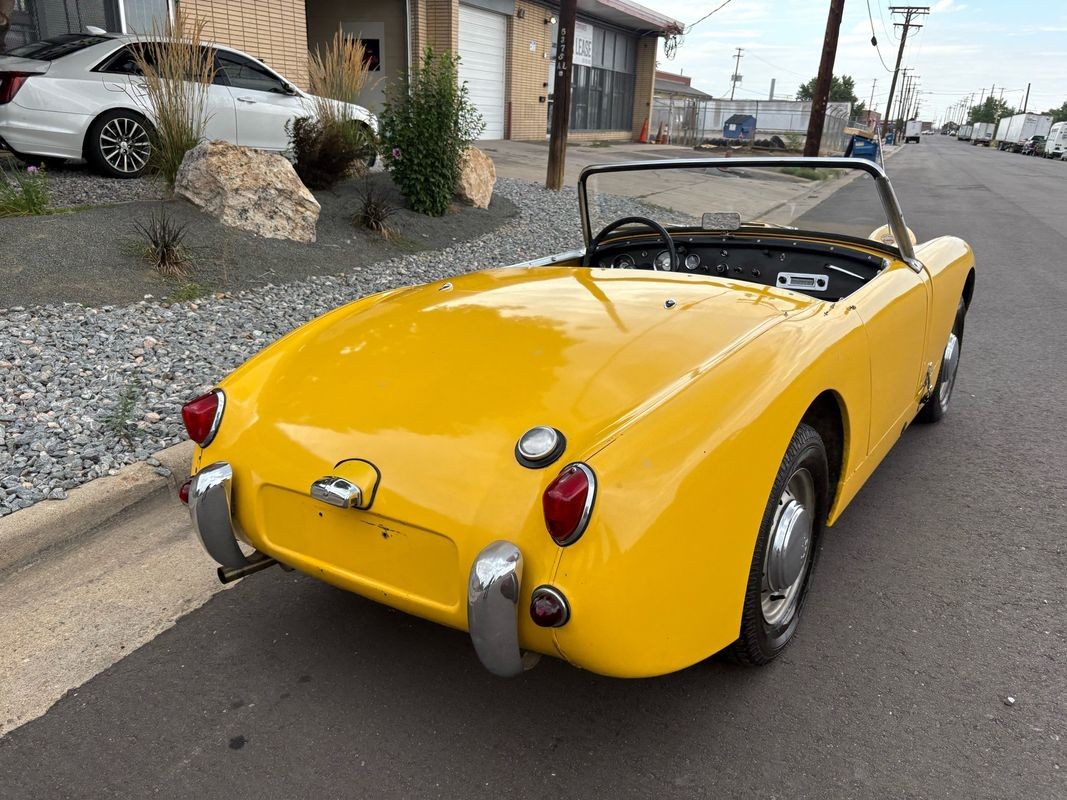 Autin-Healey-Sprite-Bug-Eye-1960-4