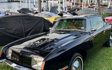 Avanti-2-1982-black