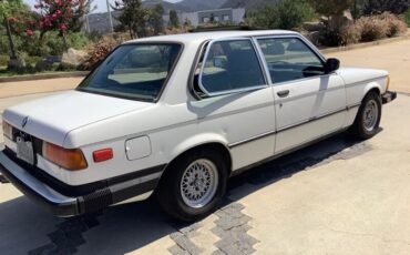 BMW-3-Series-1983-Coupe-10