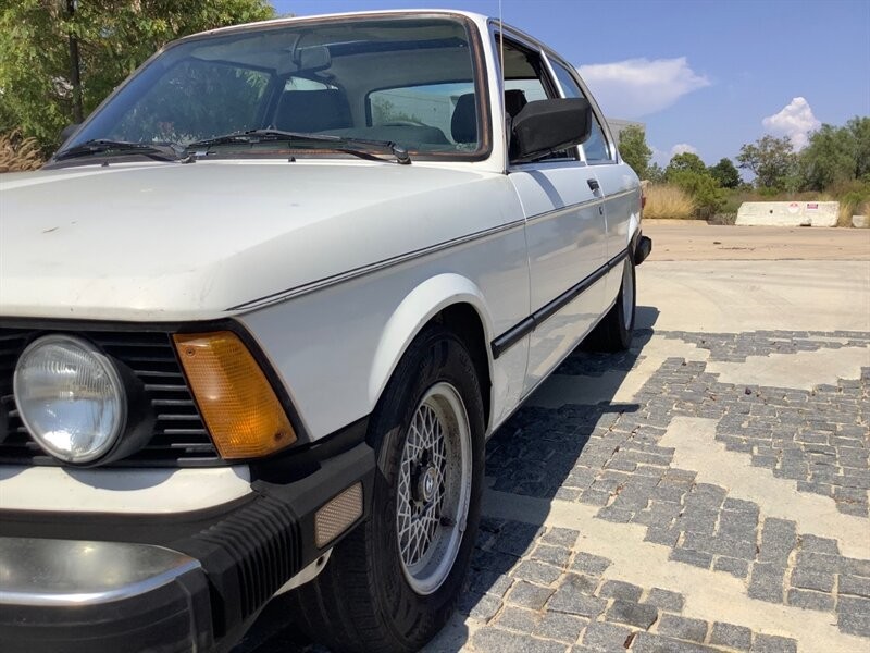 BMW-3-Series-1983-Coupe-7