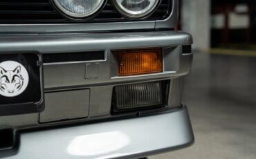 BMW-3-Series-1989-16