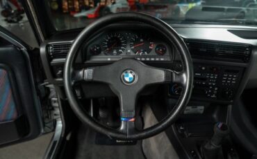 BMW-3-Series-1989-34