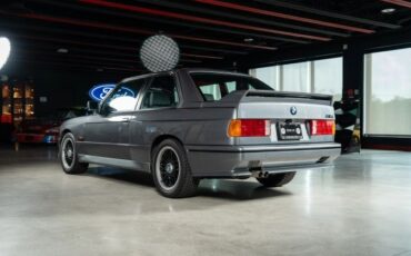 BMW-3-Series-1989-4
