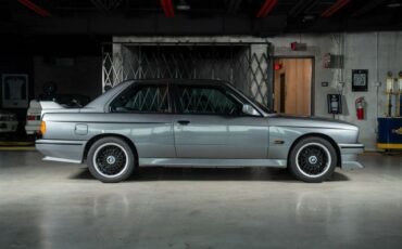 BMW-3-Series-1989-7