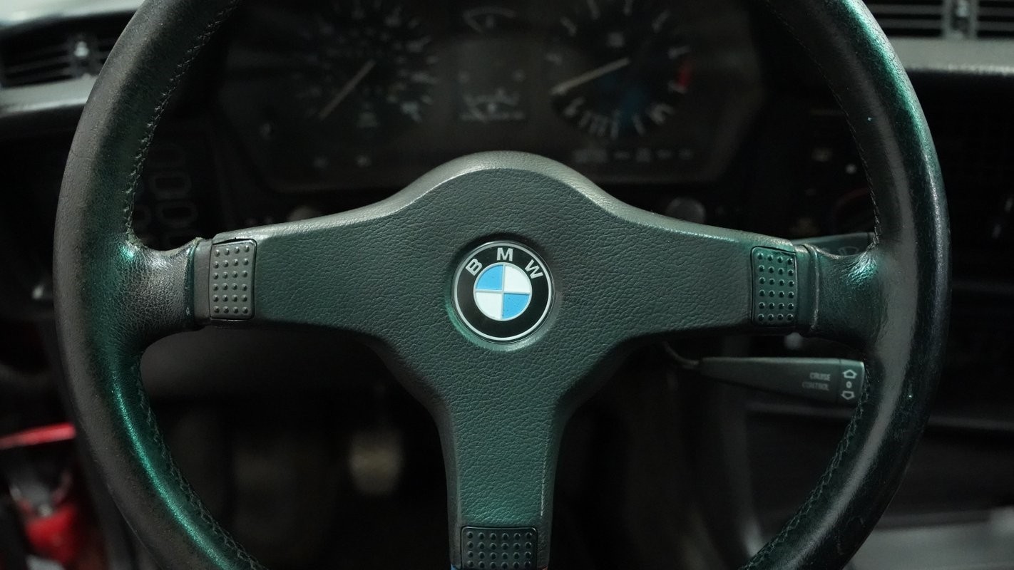 BMW-6-Series-1985-Coupe-34