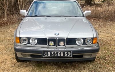 BMW 7-Series 1990