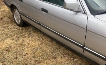 BMW-7-Series-1990-5