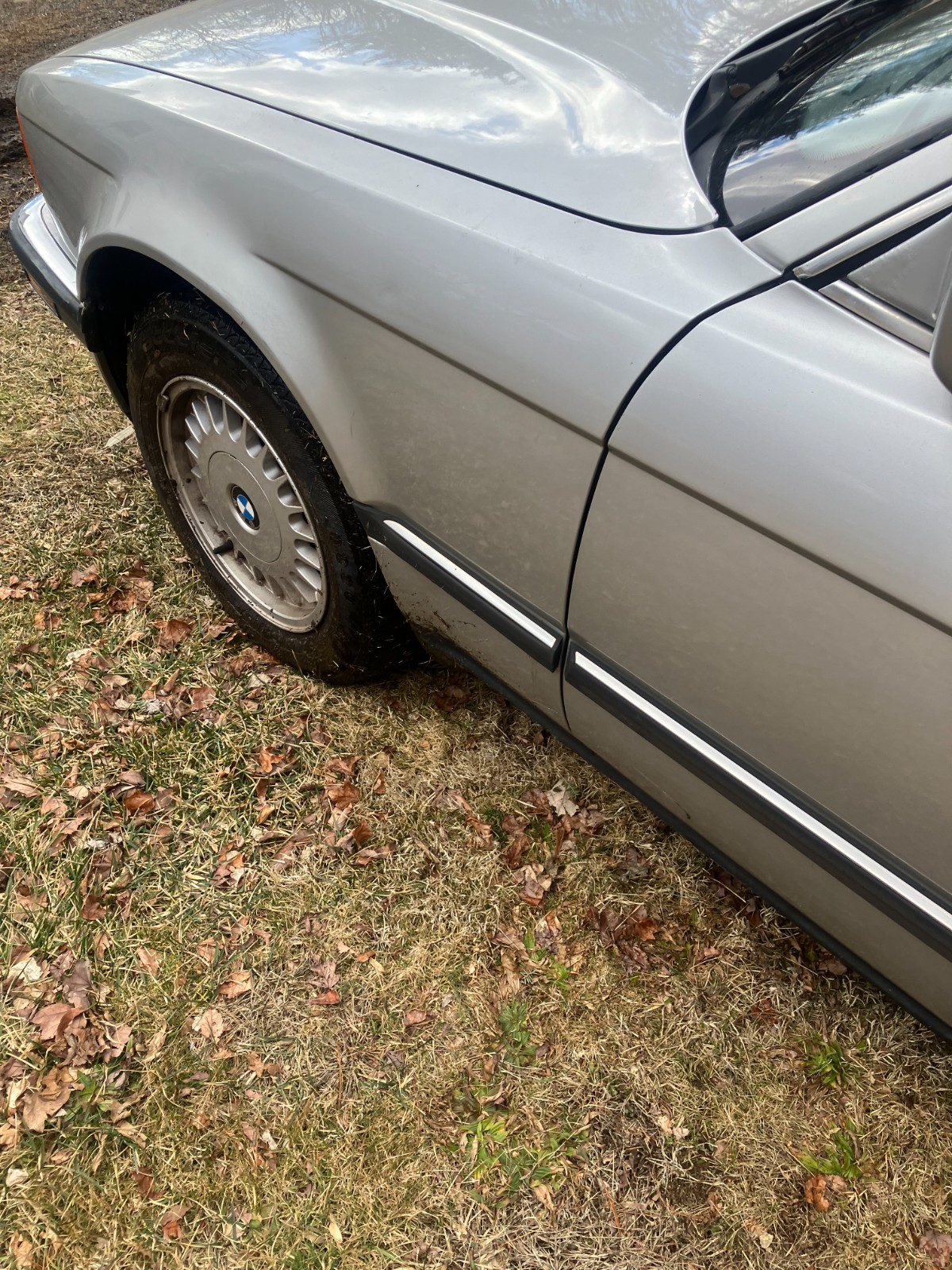 BMW-7-Series-1990-9