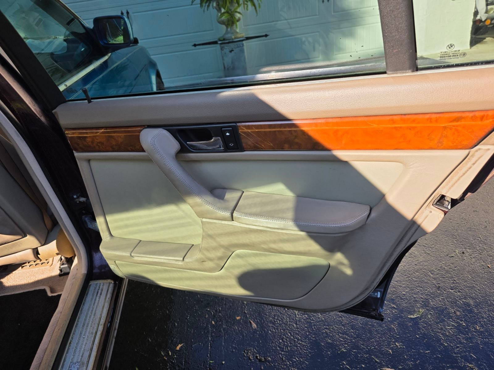BMW-7-Series-1994-Sedan-17