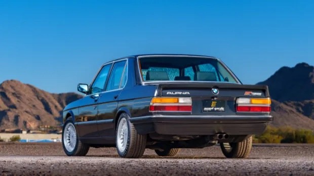BMW-B7-Turbo-S-1988-2