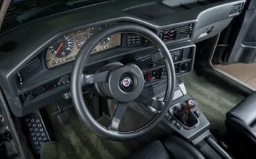 BMW-B7-Turbo-S-1988-4