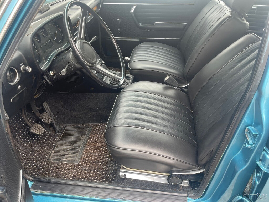 BMW-Bavaria-1973-14