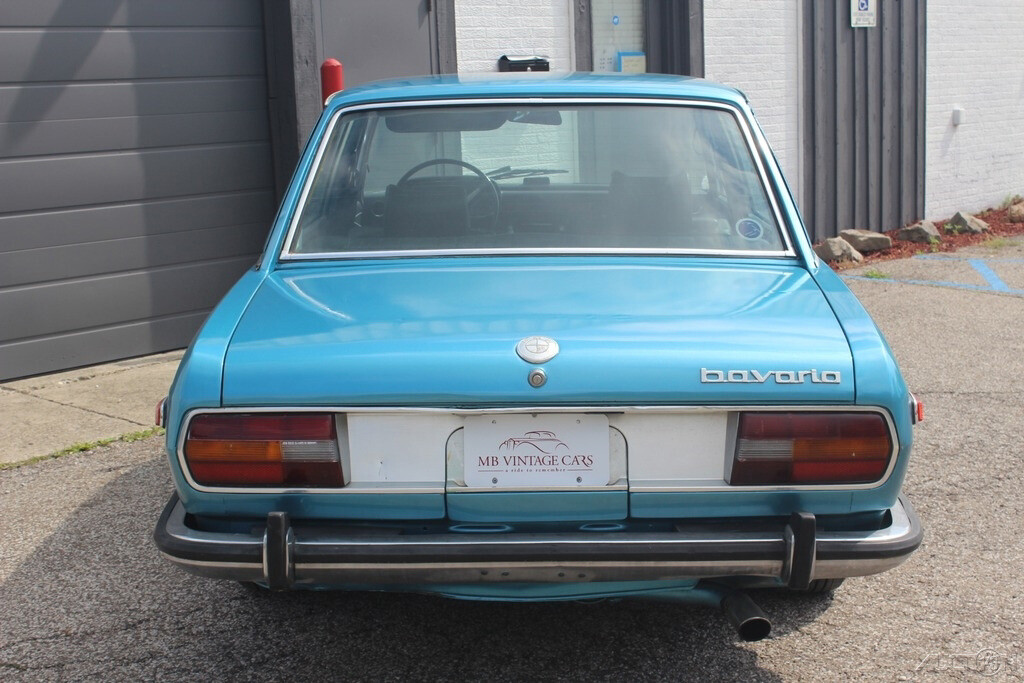 BMW-Bavaria-1973-5