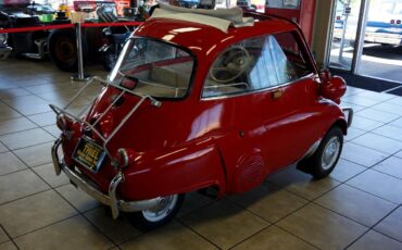 BMW-Isetta-1957-Classic-Car-12