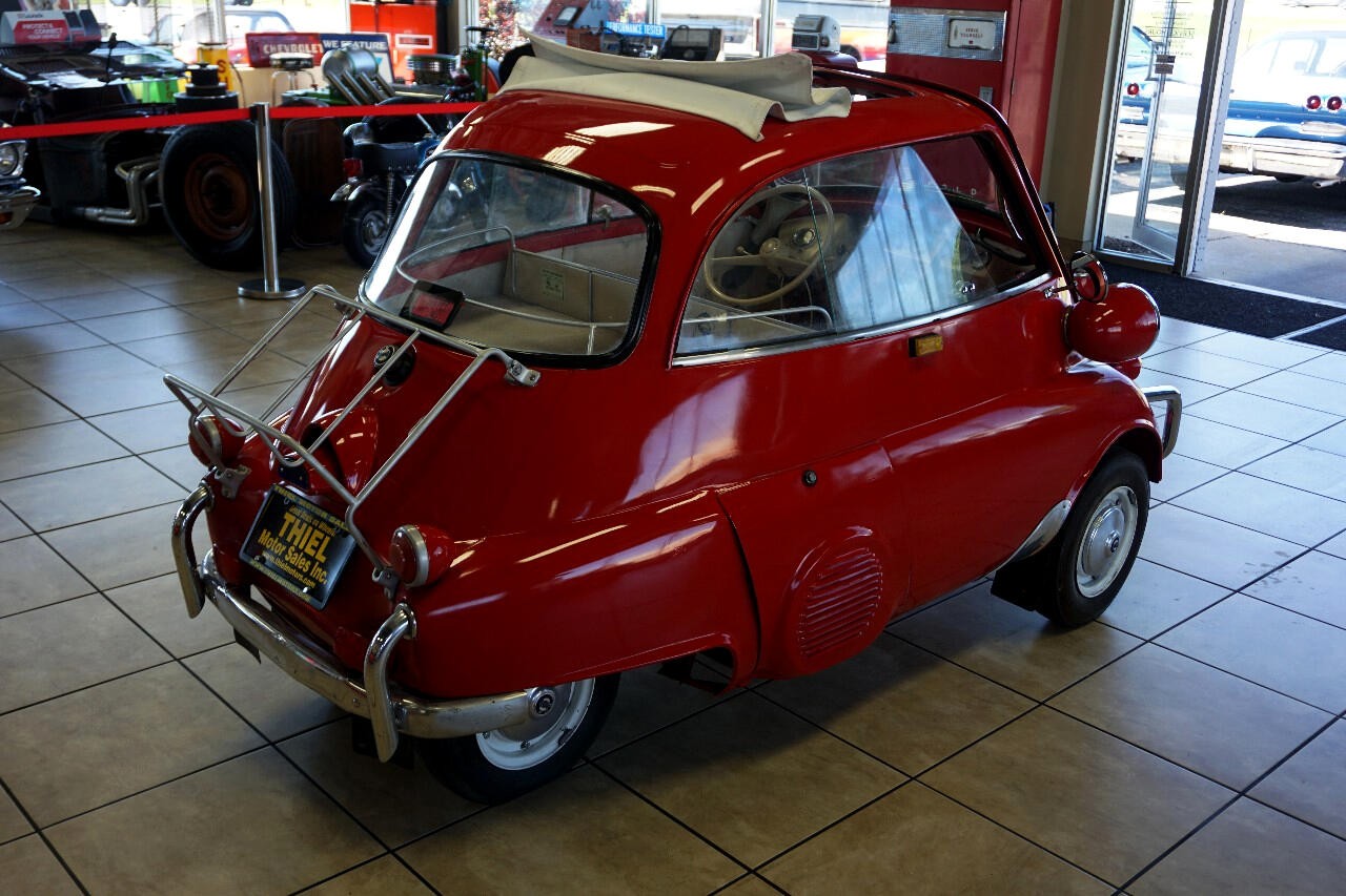 BMW-Isetta-1957-Classic-Car-12