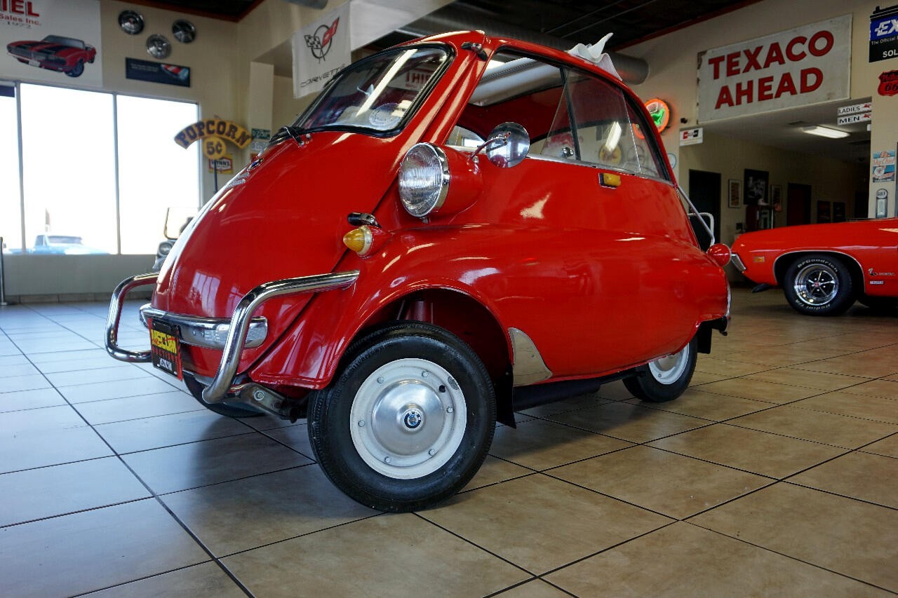 BMW-Isetta-1957-Classic-Car-2