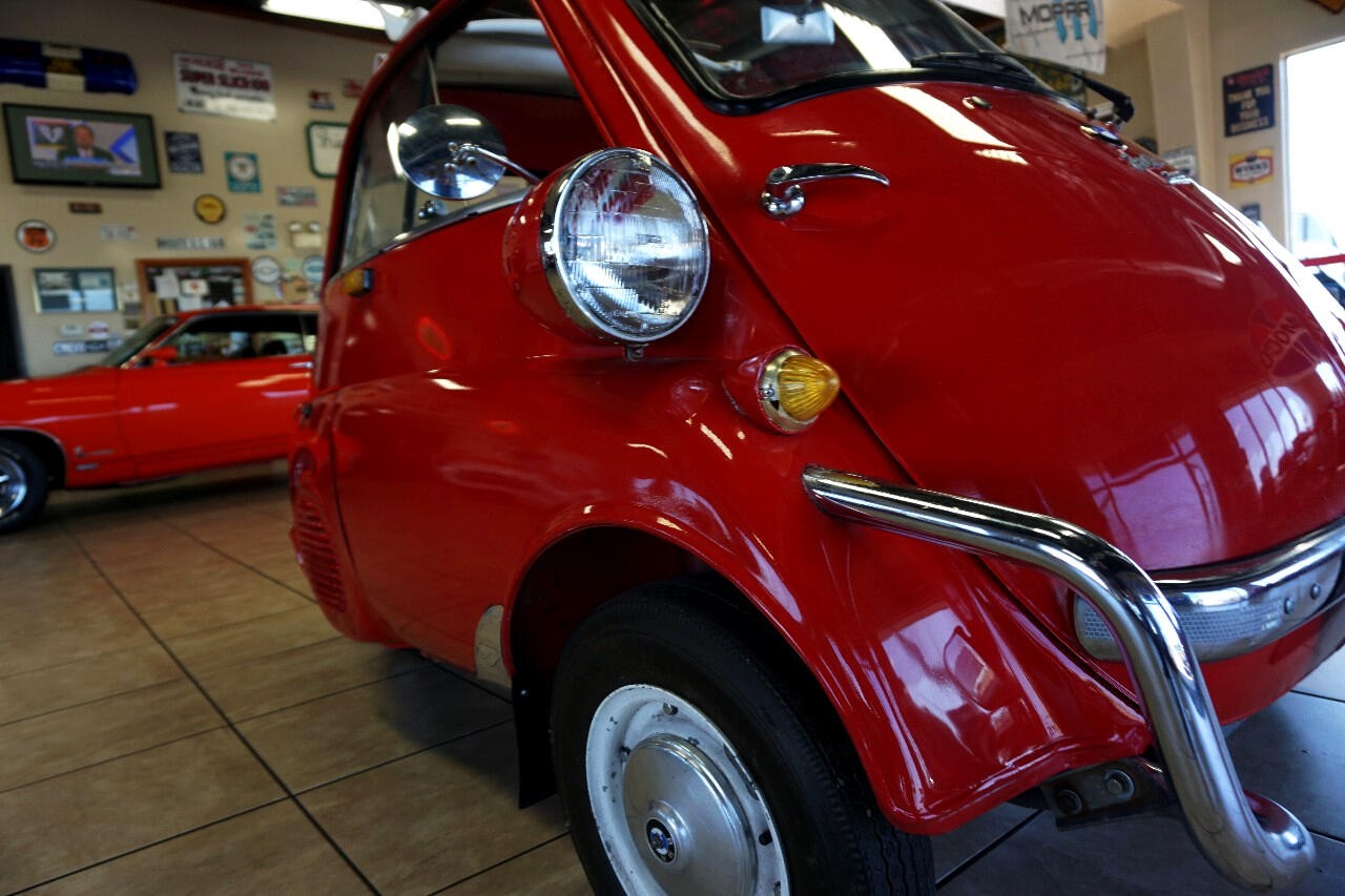BMW-Isetta-1957-Classic-Car-21