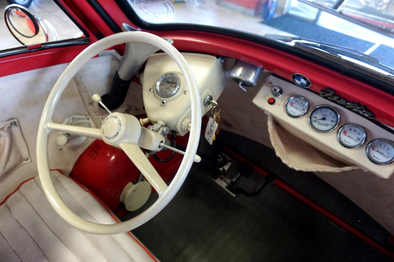 BMW-Isetta-1957-Classic-Car-34