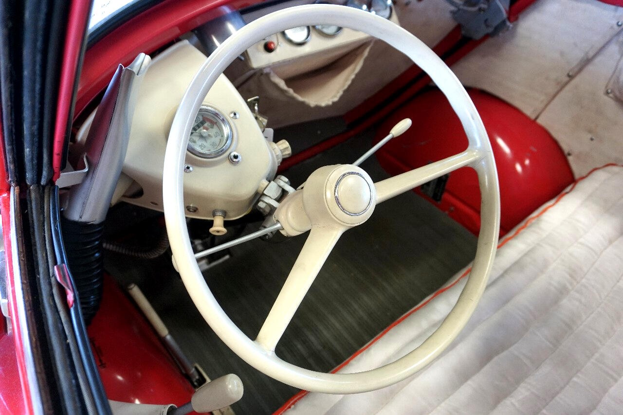 BMW-Isetta-1957-Classic-Car-36