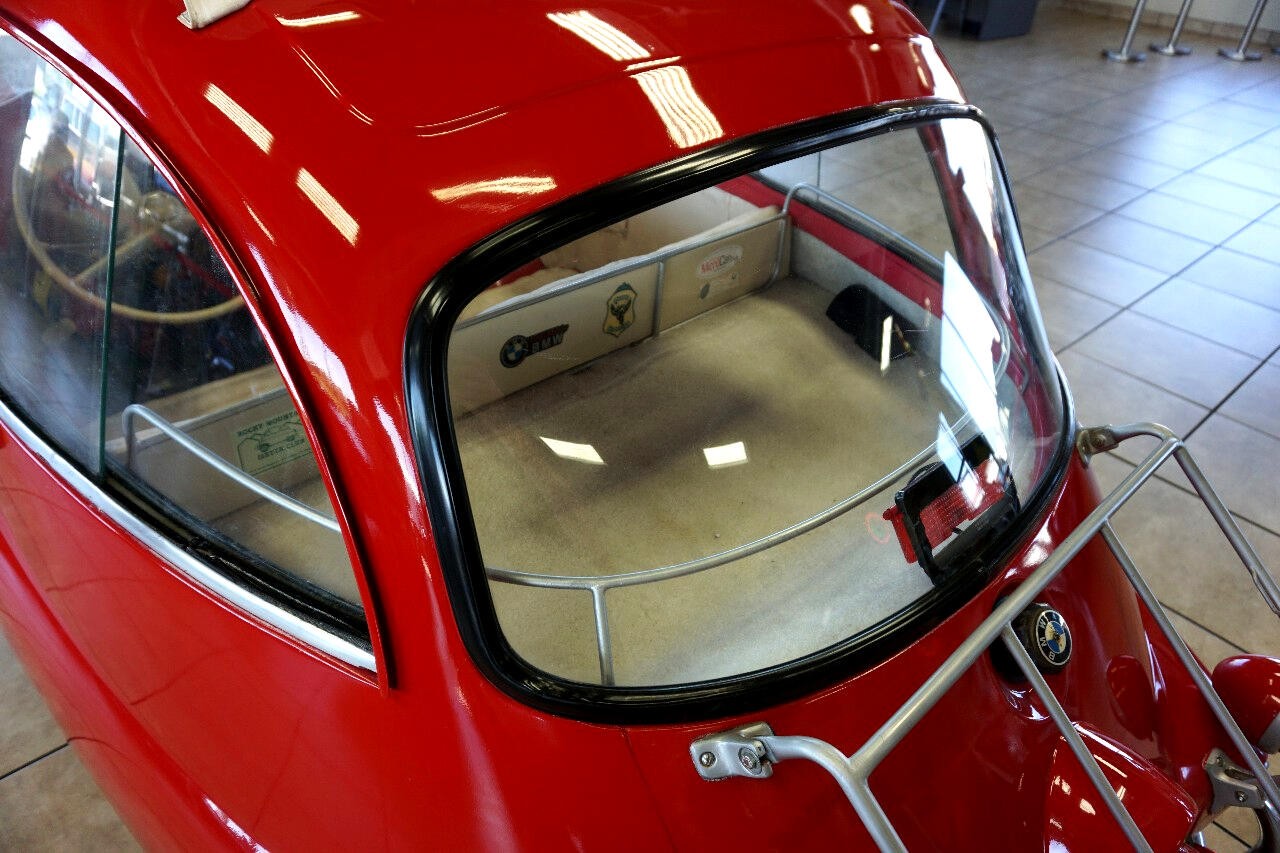 BMW-Isetta-1957-Classic-Car-39