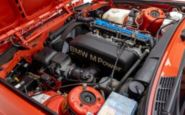BMW-M3-1988-Coupe-21