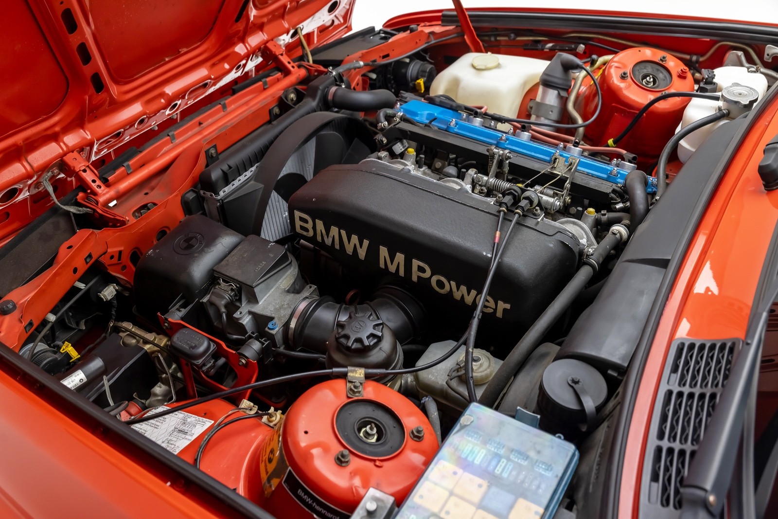 BMW-M3-1988-Coupe-21
