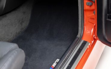BMW-M3-1988-Coupe-24