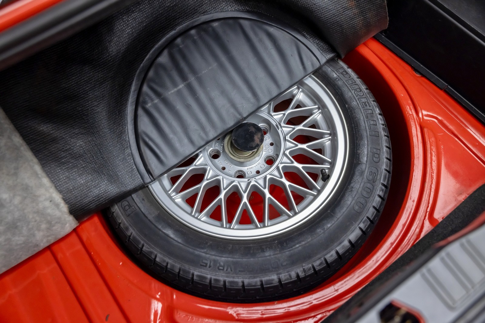BMW-M3-1988-Coupe-34