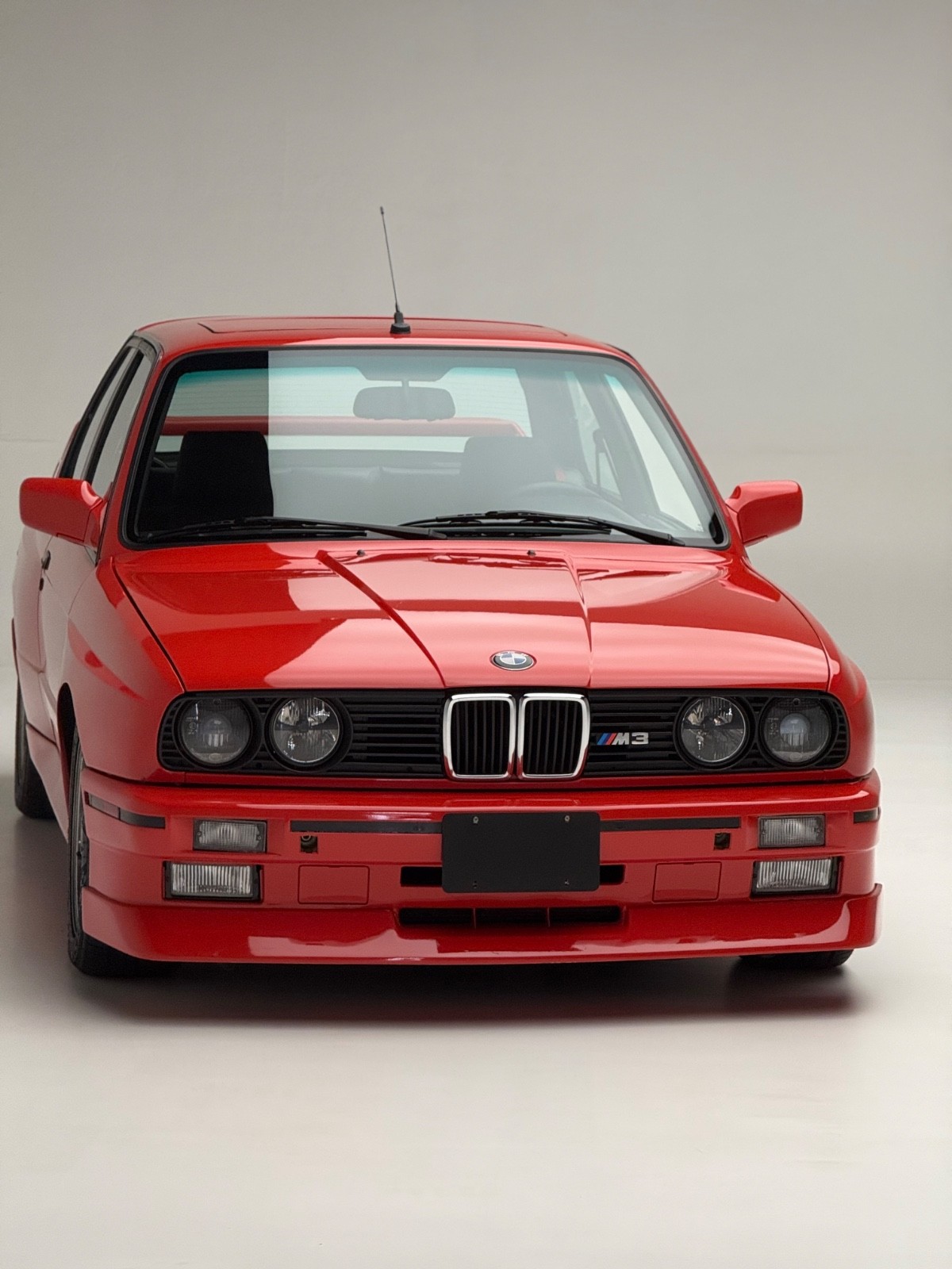 BMW-M3-1988-Coupe-35