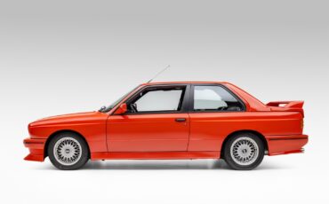 BMW-M3-1988-Coupe-4