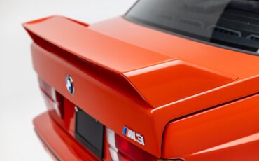 BMW-M3-1988-Coupe-8