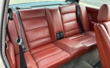 BMW-M3-1988-Sedan-12