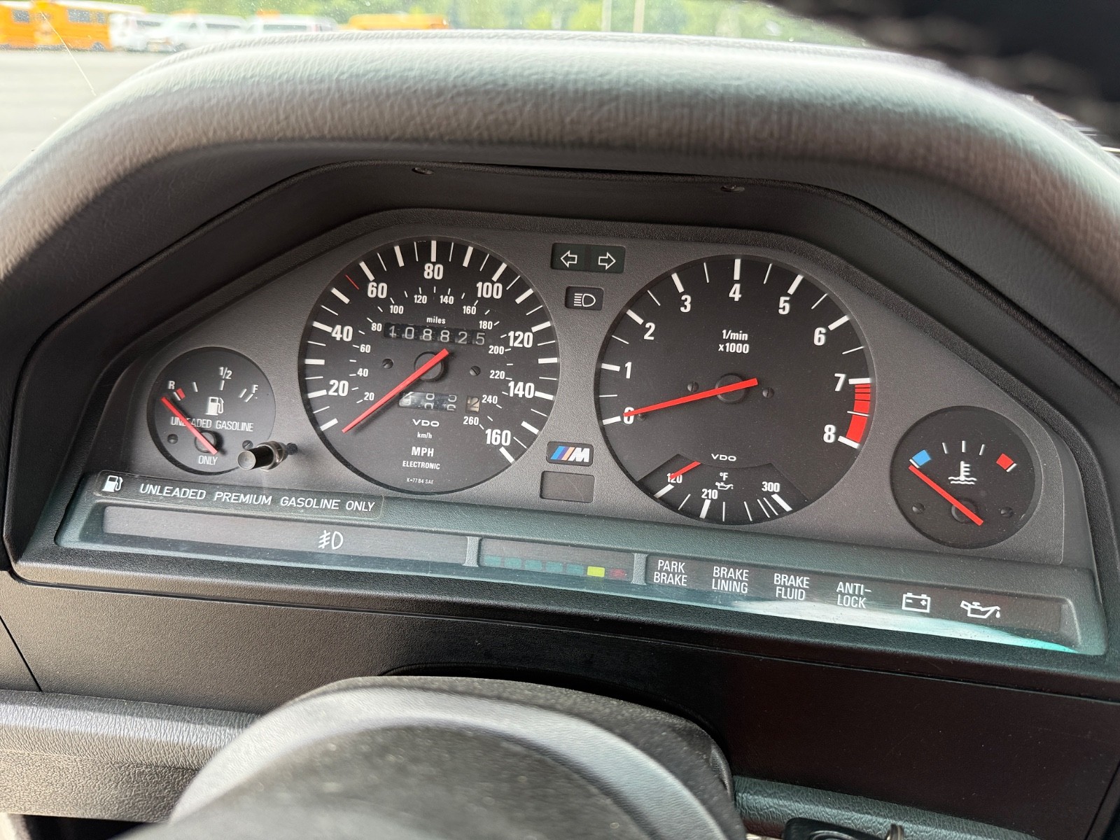 BMW-M3-1988-Sedan-14