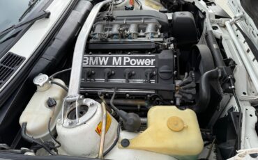 BMW-M3-1988-Sedan-18