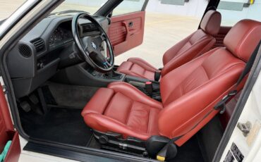 BMW-M3-1988-Sedan-21