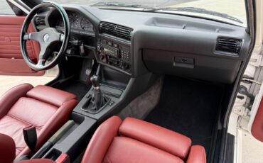 BMW-M3-1988-Sedan-8