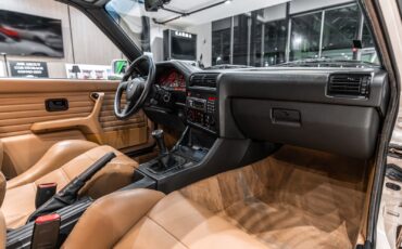 BMW-M3-1990-Coupe-19