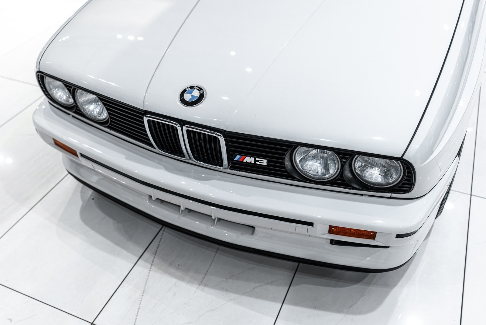 BMW-M3-1990-Coupe-29