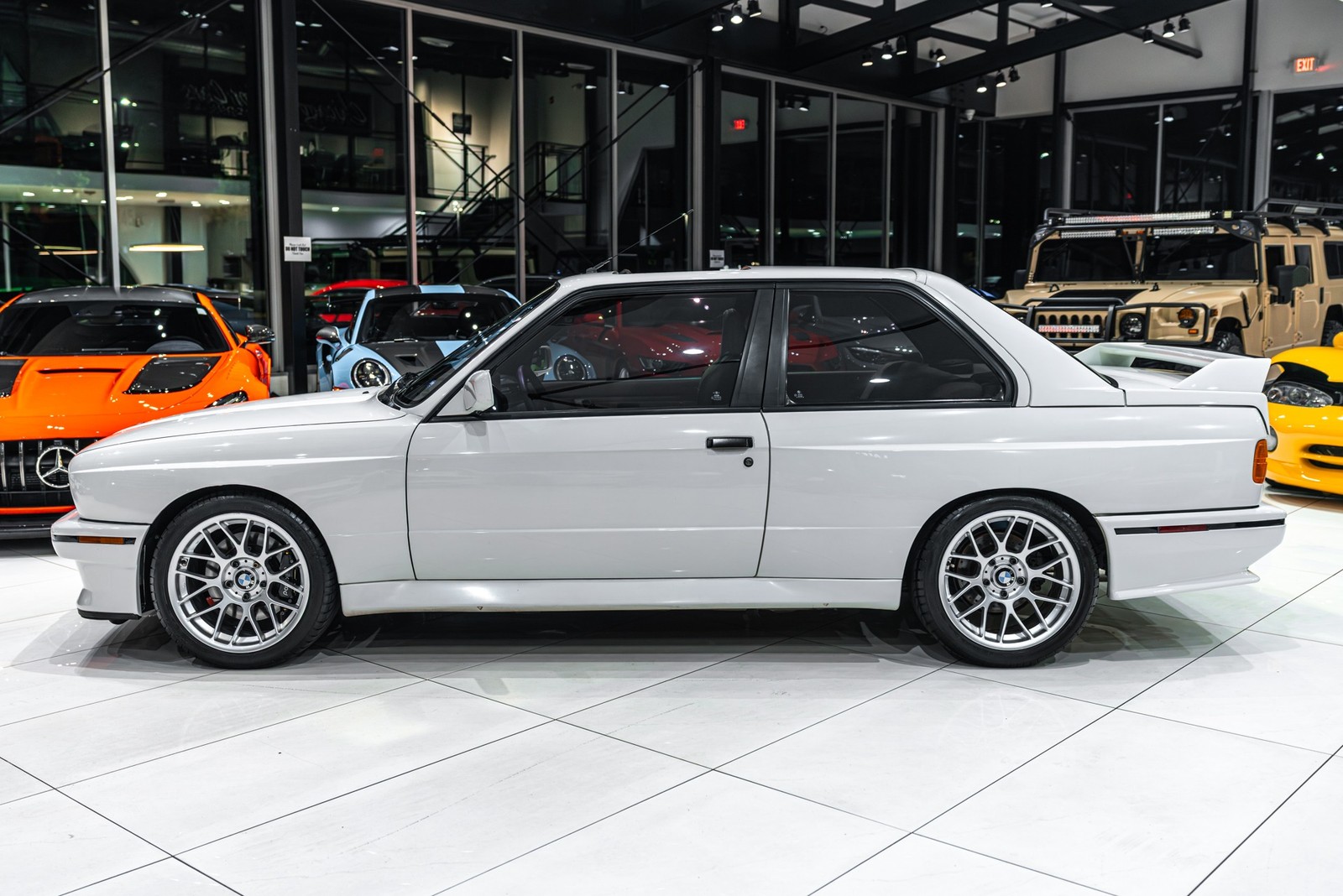 BMW-M3-1990-Coupe-30