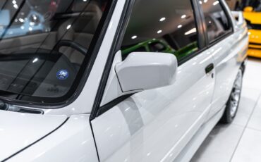 BMW-M3-1990-Coupe-32