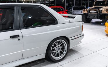 BMW-M3-1990-Coupe-33